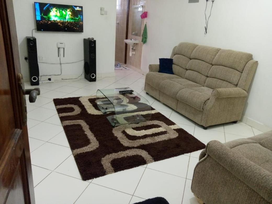 Lux Suites Bamburi Furnished Apartments Exterior photo