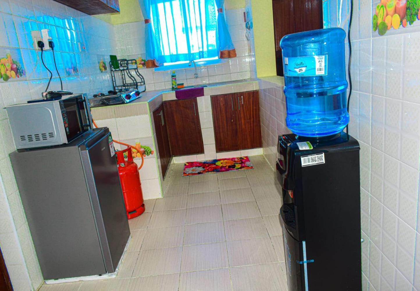 Lux Suites Bamburi Furnished Apartments Exterior photo