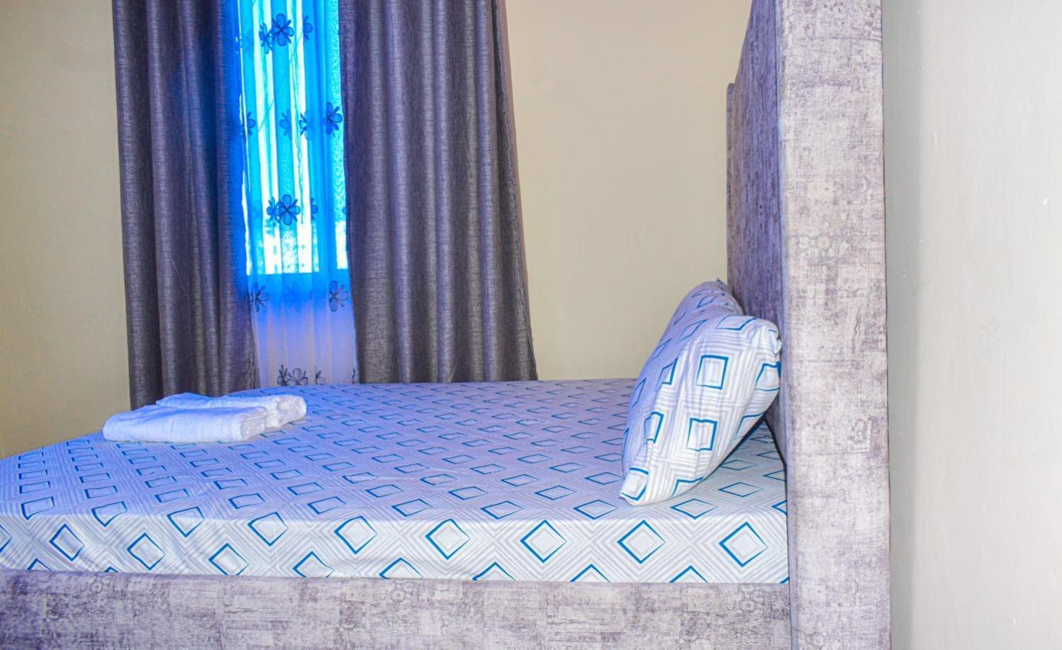 Lux Suites Bamburi Furnished Apartments Exterior photo